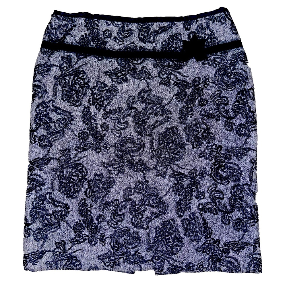 Exquisite Dark Grey Tweed Laced Floral Pencil Skirt